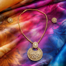 Gold-Tone Kundan Pendant Necklace Set with Earrings for Women