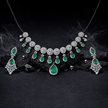 Luxury Silver Finish Green Teardrop Stone Choker Necklace Set with Earrings