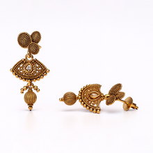 Traditional Temple Design Necklace Set with Earrings