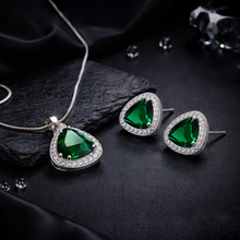 Green Stone Pendant Necklace Set – Silver Tone Crystal Statement Jewellery Set