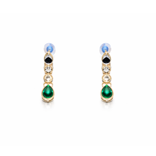 Gold Tone Green Stone Kundan Necklace Set with Matching Earrings & Maang Tikka