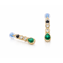 Gold Tone Green Stone Kundan Necklace Set with Matching Earrings & Maang Tikka